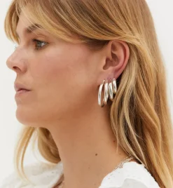 Classique Hoop Earrings