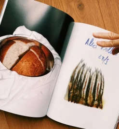Never Trust A Skinny Italian Chef Book