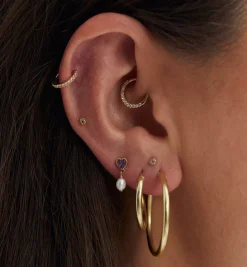 Pearly Love Piercing Front 14K