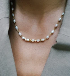 Twist a Classic Necklace