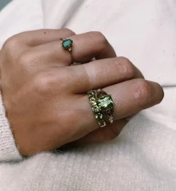 Vintage Emerald and Diamond Dew Ring