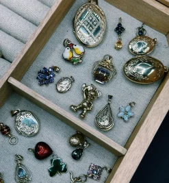 Vintage Rotating Trilogy Charm